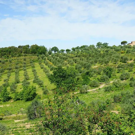 בית נופש Poggio Velluto By Interhome