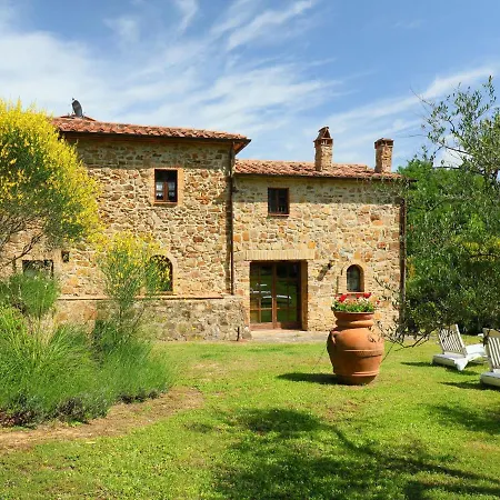 בית נופש Poggio Velluto By Interhome Seggiano