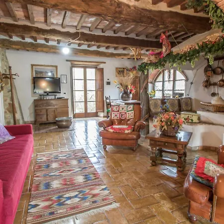 Poggio Velluto By Interhome בית נופש *